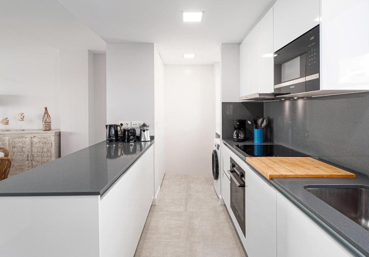 Via Celere 2325 Luxury Sea View Appartment 카사레스 외부 사진